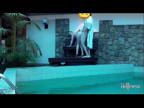❤️ Umphathi umema isicakakazi echibini, kodwa akakwazanga ukumelana nobushushu ❌  kwi-xh.niceporn-tv.ru